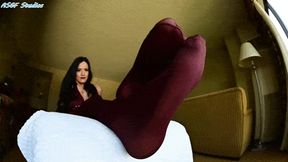 EIG maroon pantyhose soles! Part 2 - MOV