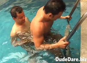 Dude seduces a stranger to fuck him in the ass doggystyle