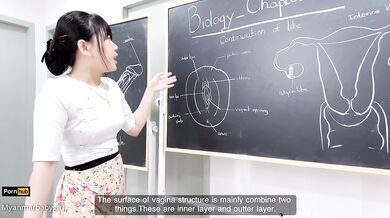 အရည်ရွှမ်းတဲ့ ကျွန်တော့်ဆရာမလေး ( English Subtitle )