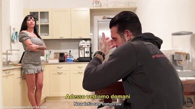 I fuck my best friend while her husband is at work_GIULIA DIAMOND