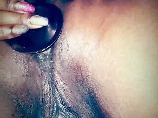 BLACK DOXY LIKES SEX TOOL SCREWING HER ANUS