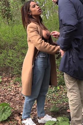 My Bitch Aleyda Sucks Me Visiting Bruges