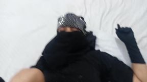 Friend&#039;s Muslim Wife in Black Hijab Was Looking Sexy