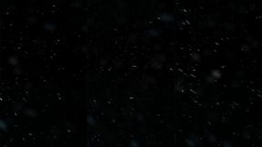 regarde par la fenetre, il neige dehors il fait tres froid. j’ai besoin de ...