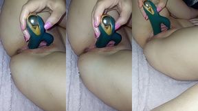 vien me voir tester mon nouveaux sextoys dans ma petite chatte