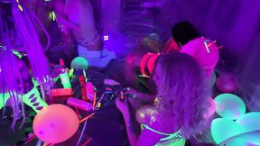 Neon ALL GIRLS gangbang