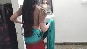 Bhabhi ko paise dekar jabar dasti doodh daba kar pela