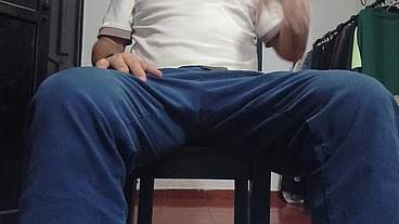 Mi primera vez masturbandome frente a la camara