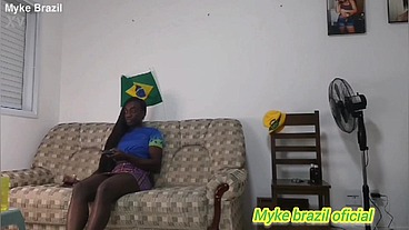 Vídeos com pilados com as delícias de 2024 com fernanda chocolate vitoria beatriz danny power ator myke brazil oficial