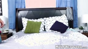 ”Pretty step mom Melanie Hicks offers beaver to get creampied by cutie stepson N”