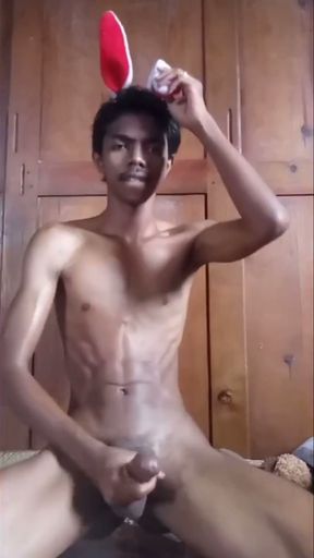 Hot Black Teen Escor t Fucker knows how to use his massive dick! (4 K Version)   Clip 3