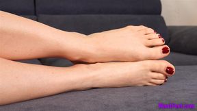 Keira Toe Fetish - Wiggling - HD MP4