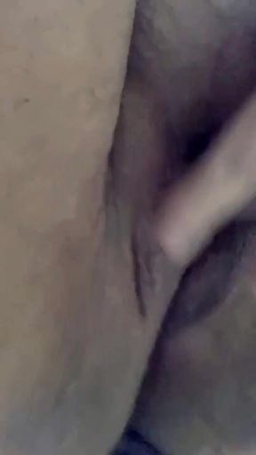 Bbwbootyful rubbing my fat wet pussy teasing my clit