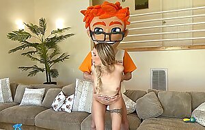 Teen braces Kristina Bell is fucked like a rock star - Tiny4K