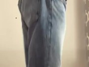 Spreading my cheeks in the fitting room🤤