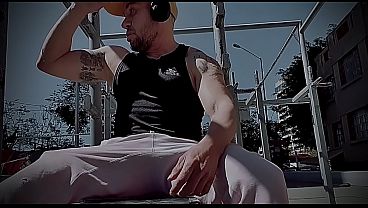 De ser todo un macho este chacal mexicano es ahora todo un marica sumiso con castidad en su peque&ntilde_o pene