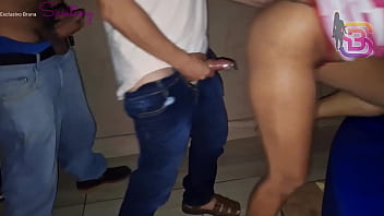 Quem quiser &eacute_ s&oacute_ ter um pau duro que pode vir arrebentar com muita for&ccedil_a minha esposa puta