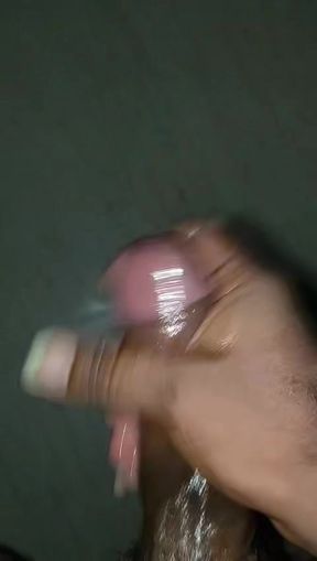 Likes to do oil massage