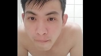 台灣騷男-何品霖 台灣淫蕩騷男孩 吃自己的精子