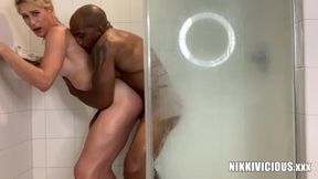 TRANSEROTICA Trans Nikki Perverse Suffers Plumb Thompsons BIG BLACK COCK