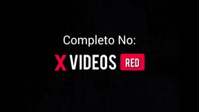 Thales Botelho comendo a vadia branquela ,de ladinho e depois arreganhando ela por cima da pica - Vídeo completo no XVIDEOS RED (O link RED está no meu perfil)