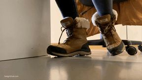 SHOEPLAY IN UGG BOOTS - MOV Mobile Version