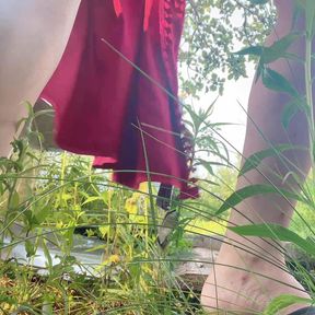 piss pee hana outside yard