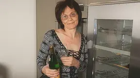 Horny Mature Slut Loves Masturbating While Drinking Champagne - MatureNL