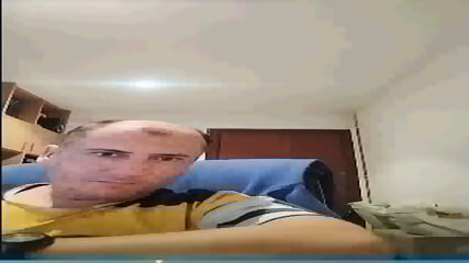 Mira a Daniel Centella