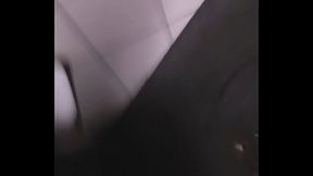 Batendo uma no banheir&atilde_o