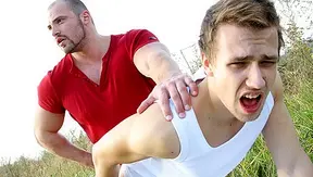 Tomm Christian Goes Wild: Hot Public Hookup Action – GayPornHub 24 7