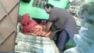 Mature pakistani duo in to a rapid nail