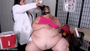 BBW Casey & Ivy Davenport: Fattened By The Doctor - MP4 sd