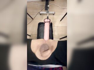 Tirando o estresse do dia com meu vibrador