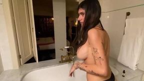 Busty EXPERIENCED ONE/GF sucks and jacks off big cock in POV