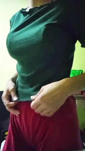 Indian Girl Hot Roleplay to Get U Wet