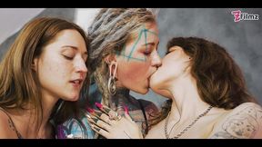 anuskatzz get double penetrated and finished of with some nice facial over all 3 girls