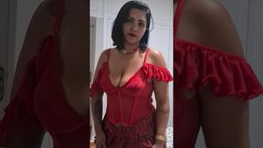 lingerie vermelha, salto alto, coleira de safada e goza na sua putinha