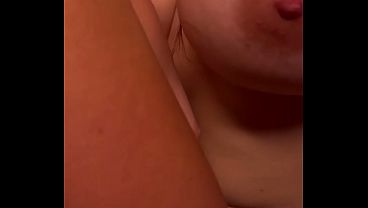 Eu e minha amiguinha nos divertimos na sauna_ foi uma del&iacute_cia.