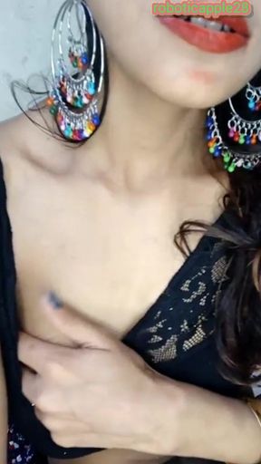 Desi Bhabhi Fingering Completely Naked! Show Your Ass