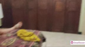 dominacion lesbiana - capitulo 1 - abney y nicole estan en una fiesta de disfraces, nicole lleva a abney a una habitacion para follarla. - nicolelondrawer -