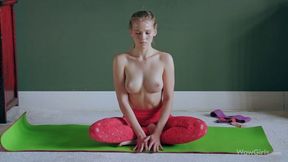 ”Sweaty Solo Workout Orgasm with Diana Heaven”