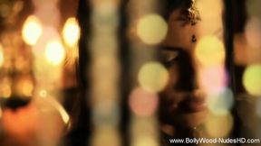 Deva Dassi's Sensual Midriff