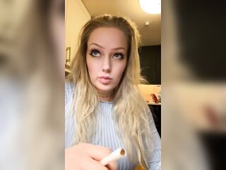 STRESSED-OUT Blond NEEDS Cigarette To Relax.. - @OgYennefer