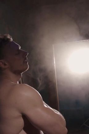 Hot Str8 Balkan Bodybuilder Fedor Is Back and Wanking Again