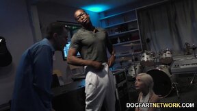 Piper Perri takes a ebony dick for her carreer