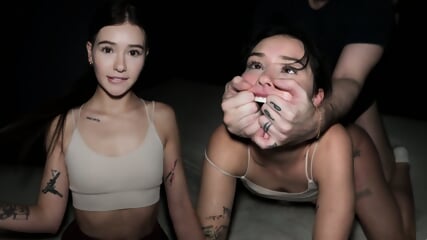 3 Vs 1 - I Was The Only Girl flexible