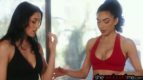 SHESEDUCEDME The Pose Of Seduction