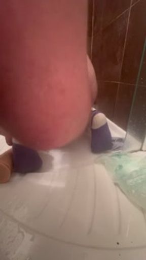 Amateur FWB gets ROUGH anally fingered and DP