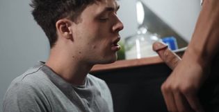 Twink feels entire cock in the tiny ass for full anal romance